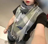 China Replica Burberry Scarf 72usd Only